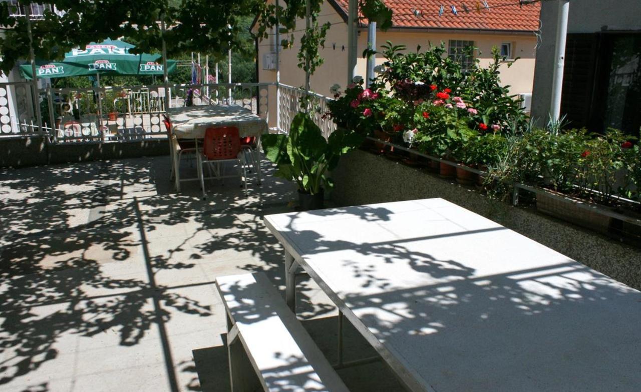 Hotel Vila Stefan Podaca Esterno foto